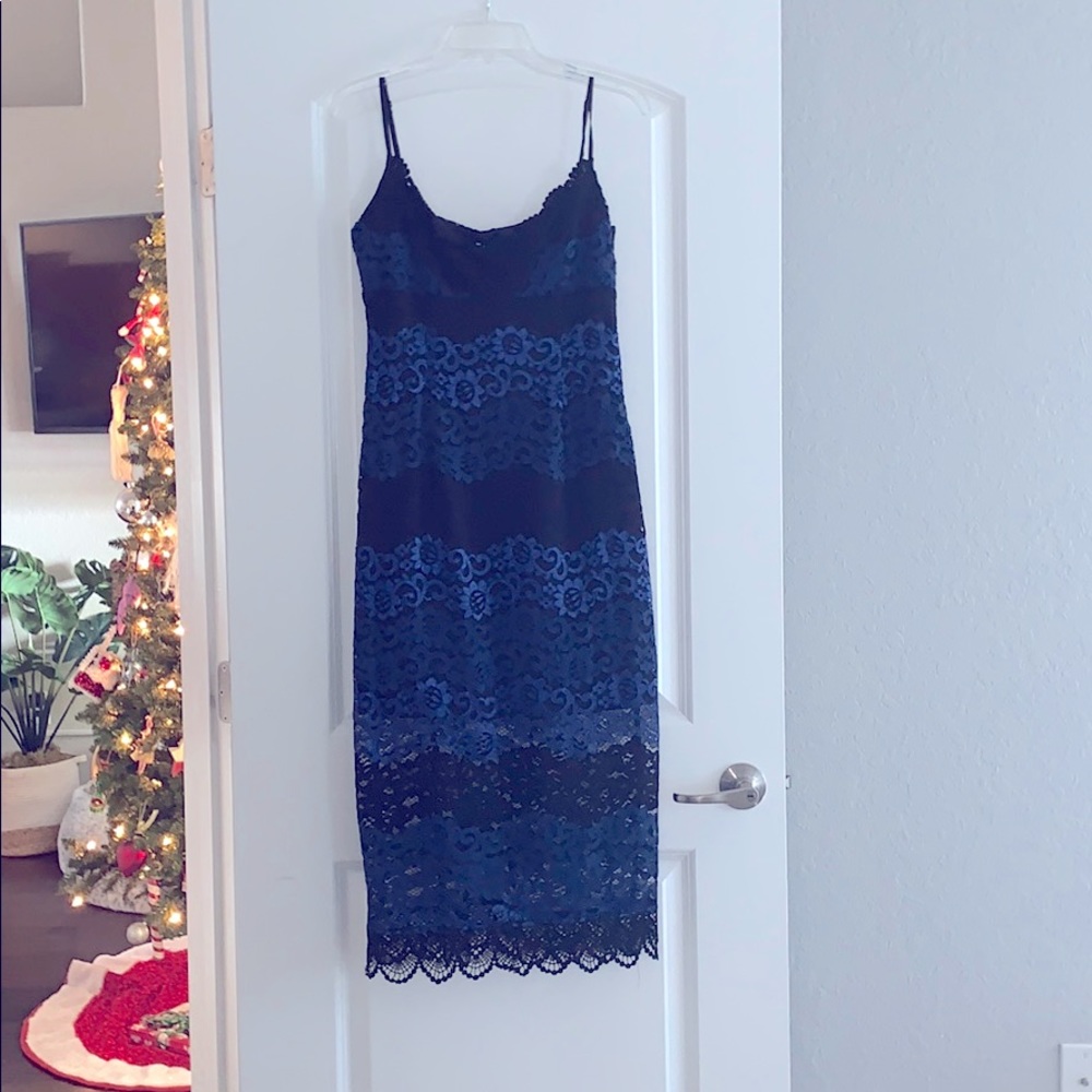 NWOT Nordstrom NSR black/navy midi dress, M